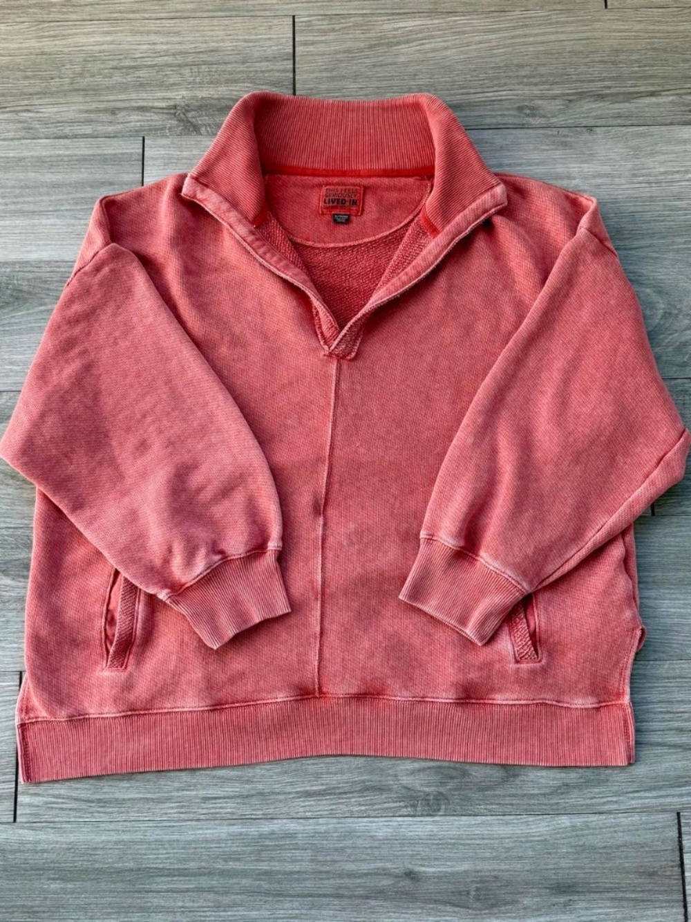 American Eagle Coral Quarter Cut Sweatshirt